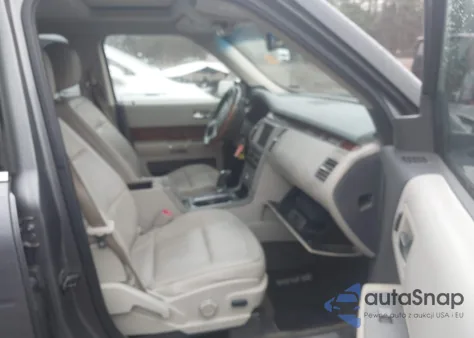 2010 Ford Flex Limited z USA, uszkodzony, nr VIN 2FMGK5DC6ABD00521